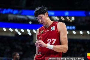 影响力巨大！周琦半场4中3拿到8分4板3助1帽 正负值+19最高